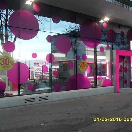 Miletic Near The Palace