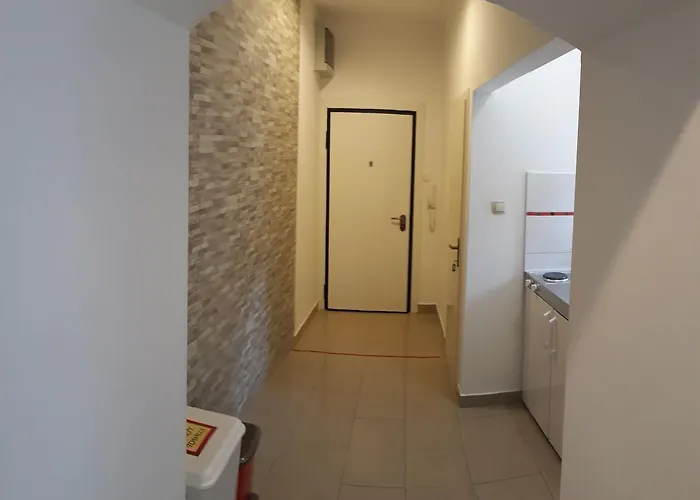 Miletic Near The Palace Casa de hóspedes