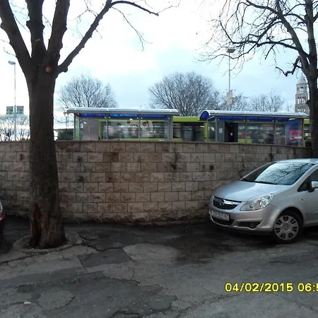 Konukevi Miletic Near The Palace