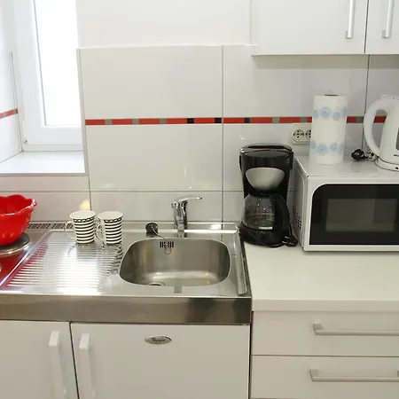 Miletic Near The Palace Konukevi Split