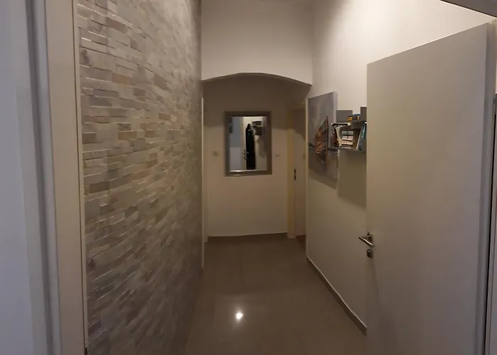 Vendégház Miletic Near The Palace