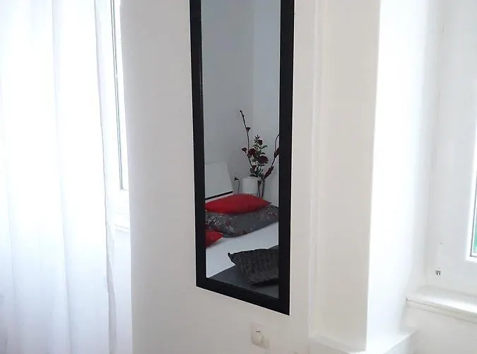 Miletic Near The Palace 3* Split